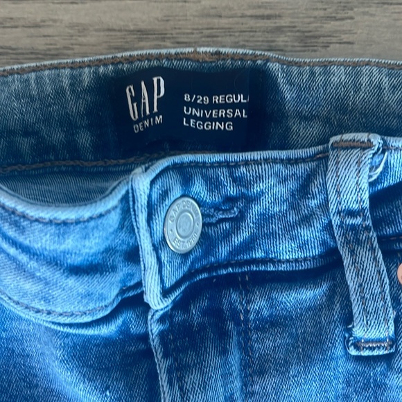Gap Denim Universal Legging / Jegging Size 8/29 Light Wash - Picture 4 of 6